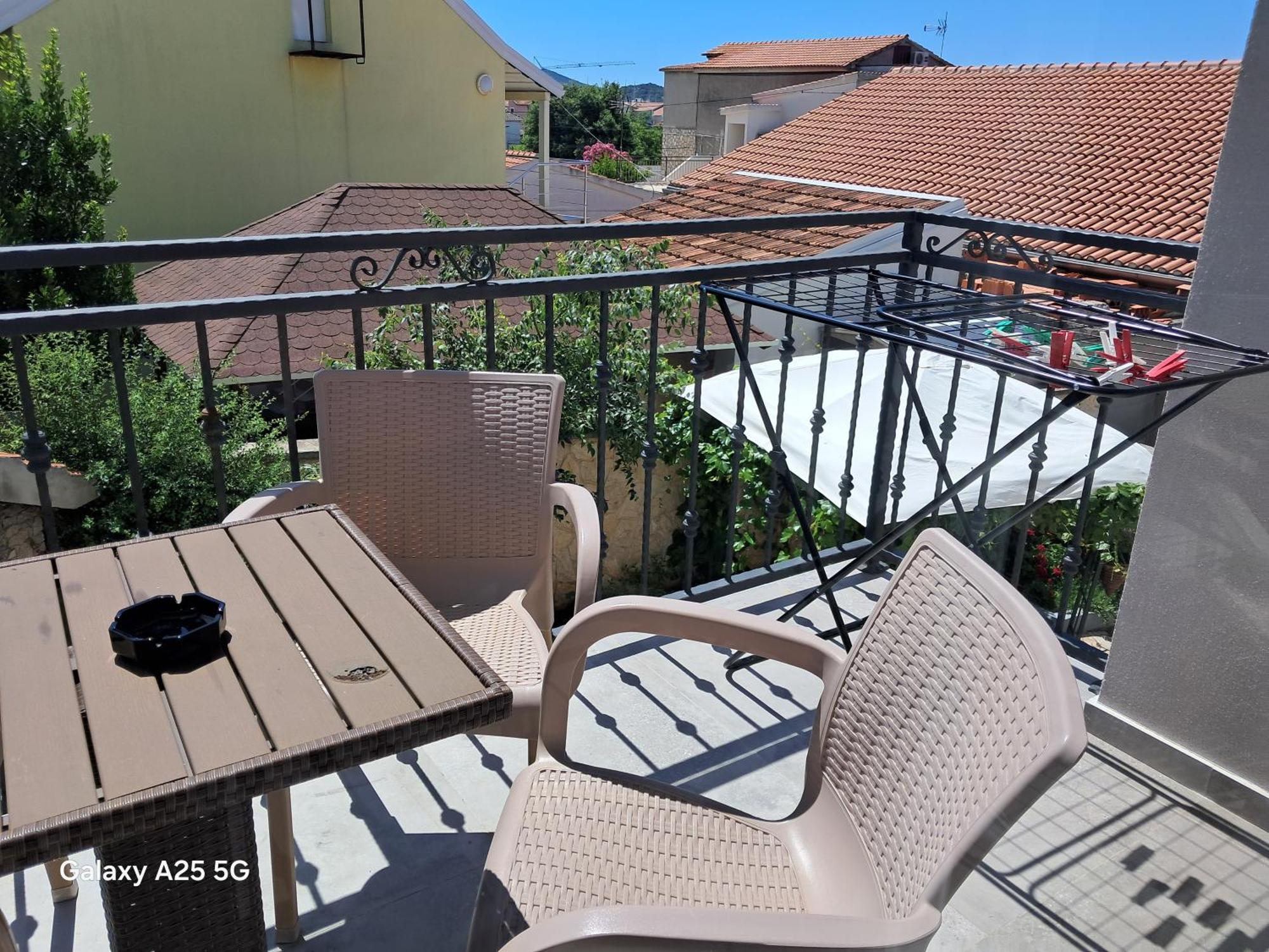 Apartments Tonci Tribalj المظهر الخارجي الصورة